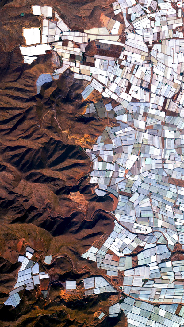 これぞリアルなシムシティ　衛星写真で見る地上の様子003